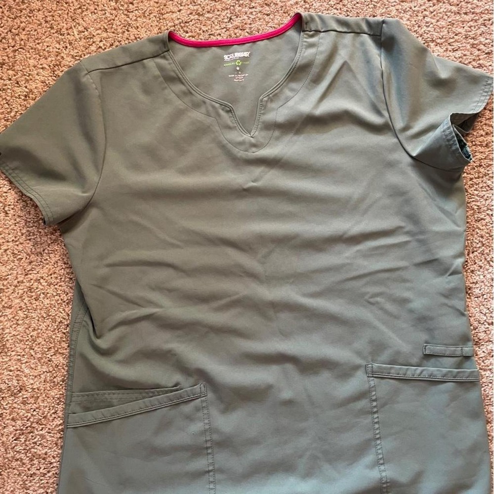 Scrubstar green scrub top Large medical uniform scrubs